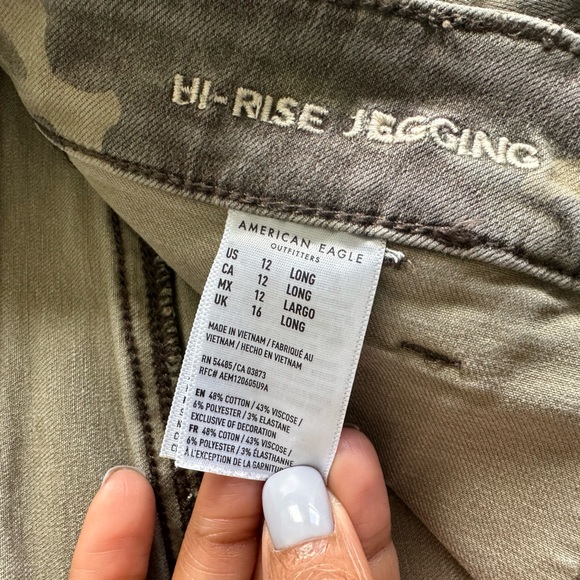 American Eagle camouflage super stretch high rise jeggings - Picture 4 of 5